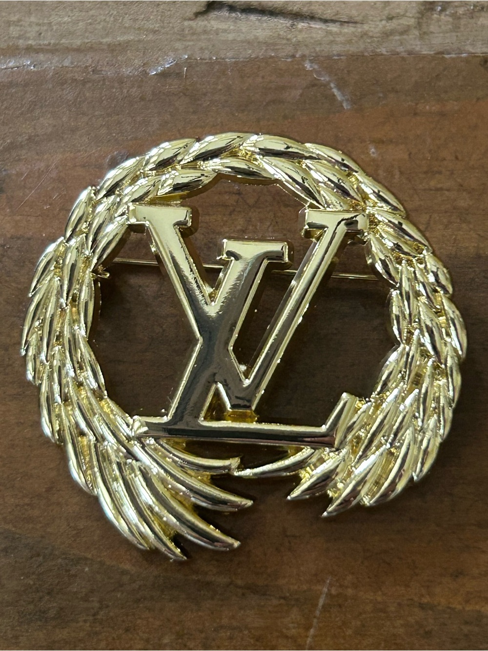 Gold Tone Laurel Wreath Letter Monogram Center Brooch